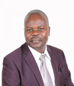 Dr. Kennedy Oluoch photo